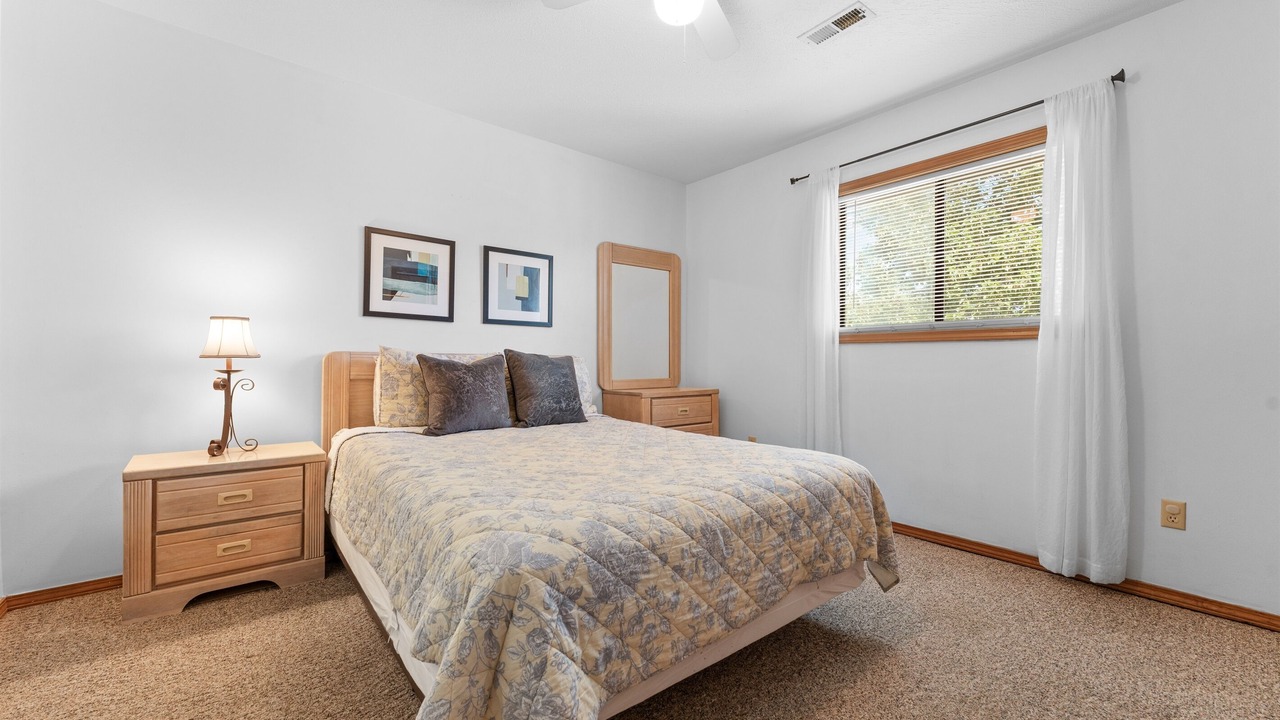 Photo of Others in Notch Estates