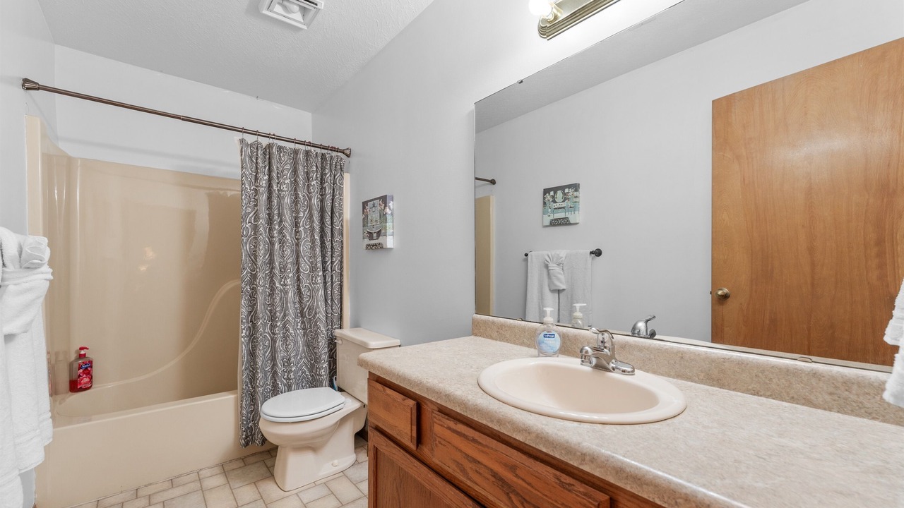 Photo of Others in Notch Estates