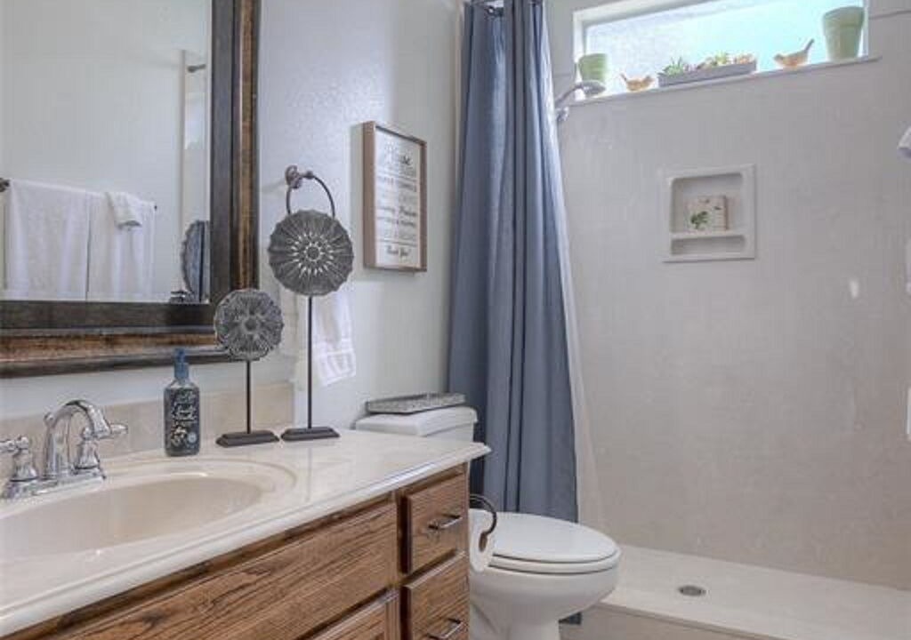 Photo of Bathroom in Trinity