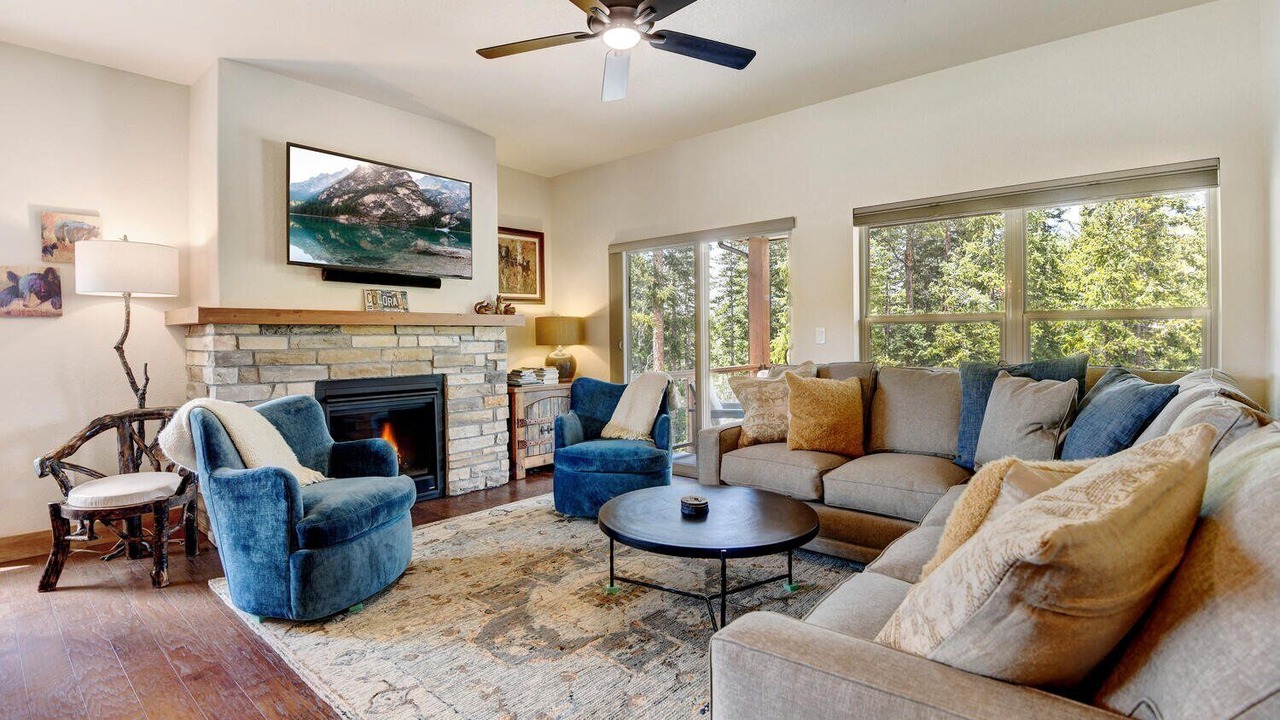 Photo of Livingroom in Rendezvous