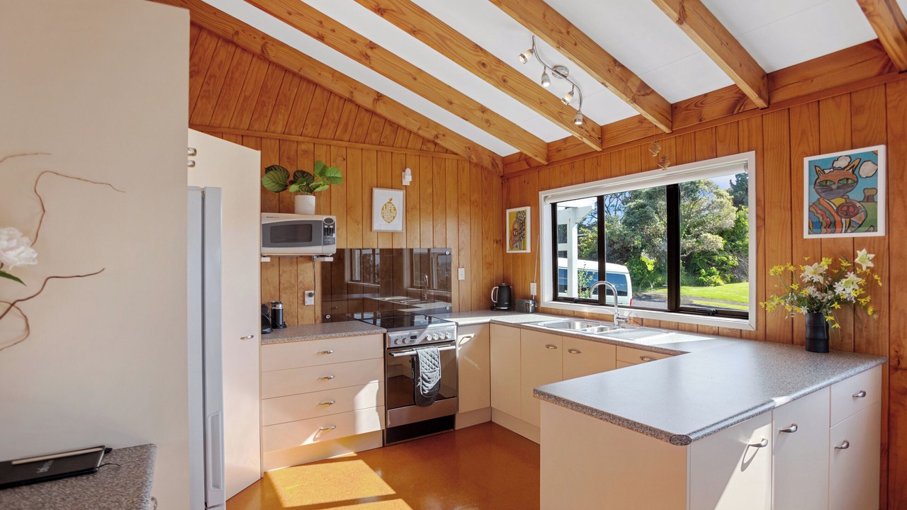 Photo of Kitchen in Onemana