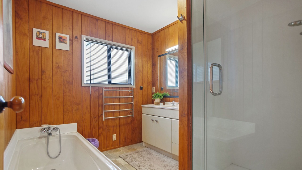 Photo of Bathroom in Onemana