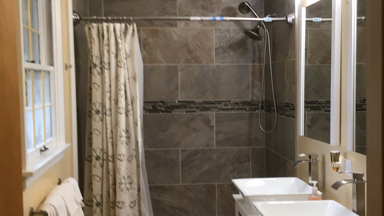 Photo of Bathroom in Toledo