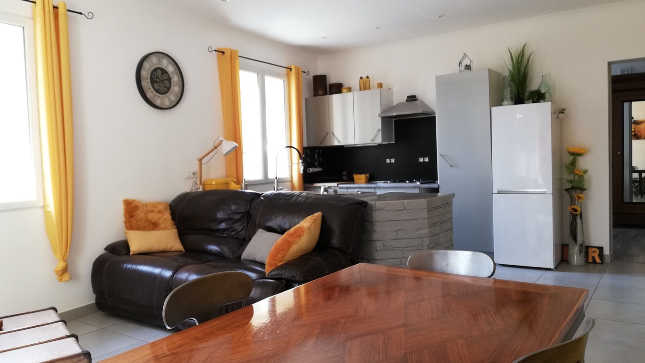 Photo of Livingroom in Saint-Julien-de-Cassagnas