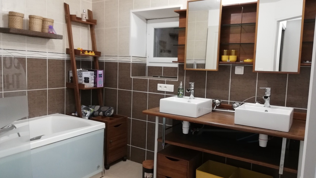 Photo of Bathroom in Saint-Julien-de-Cassagnas