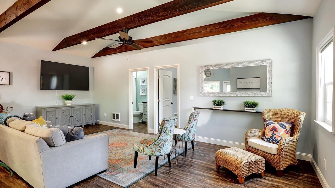 Photo of Livingroom in Castro Valley