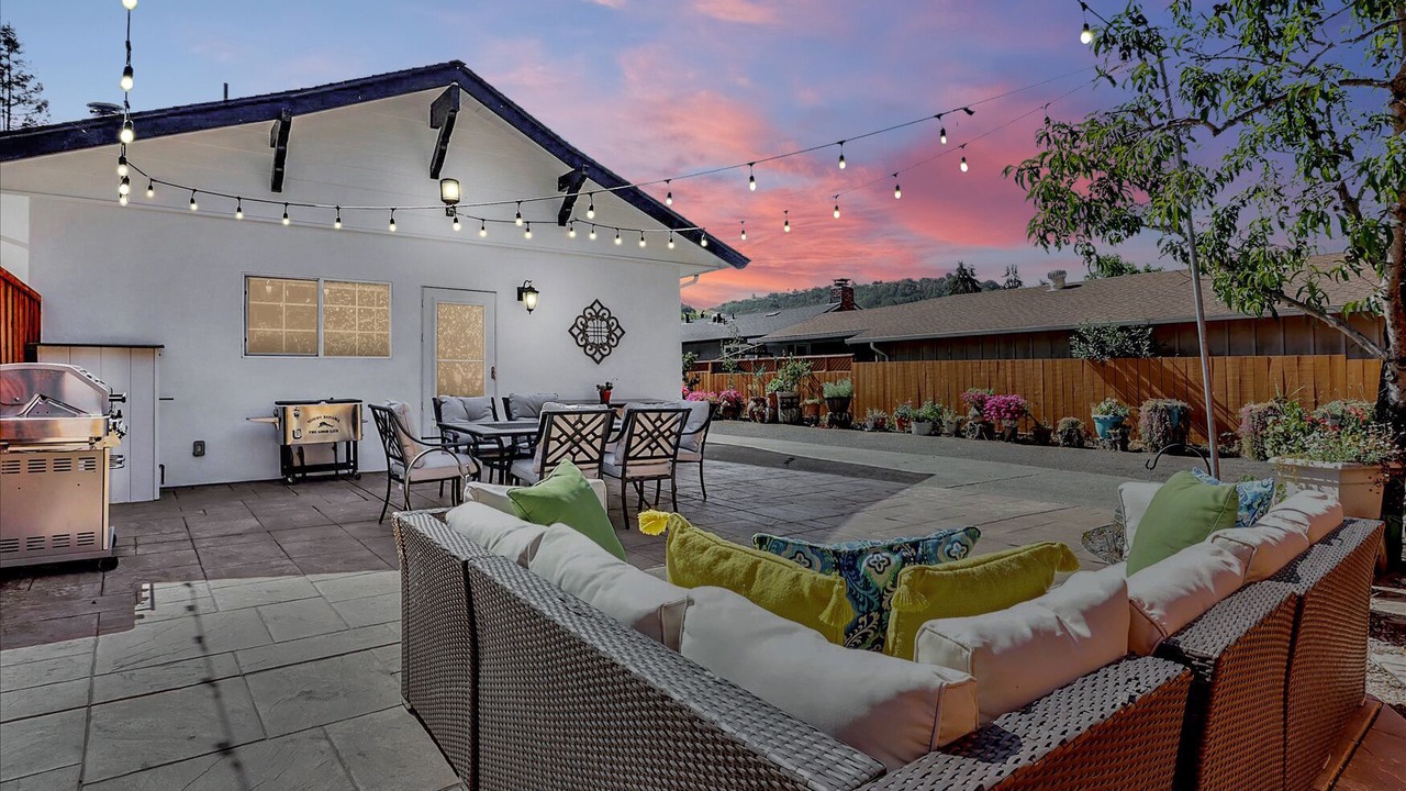 Photo of Outdoor in Castro Valley