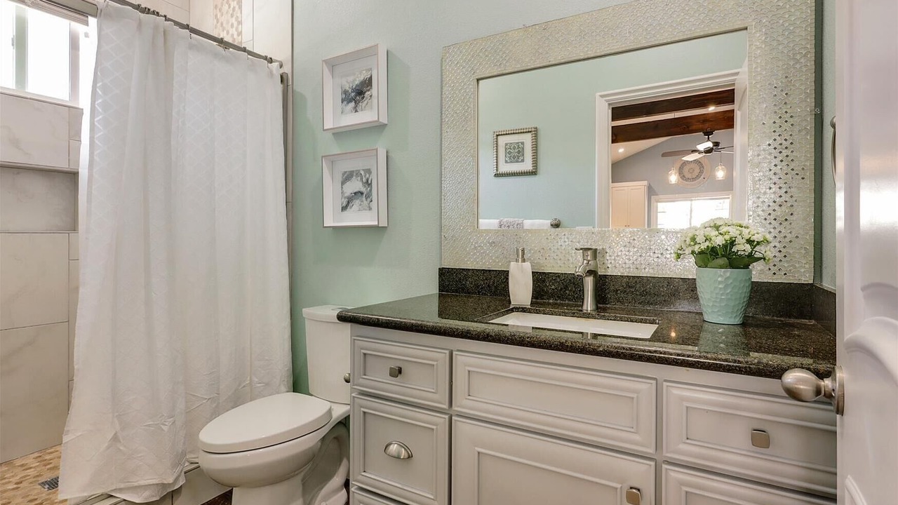 Photo of Bathroom in Castro Valley