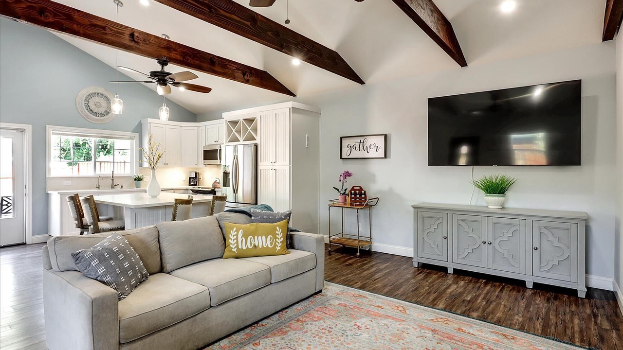 Photo of Livingroom in Castro Valley