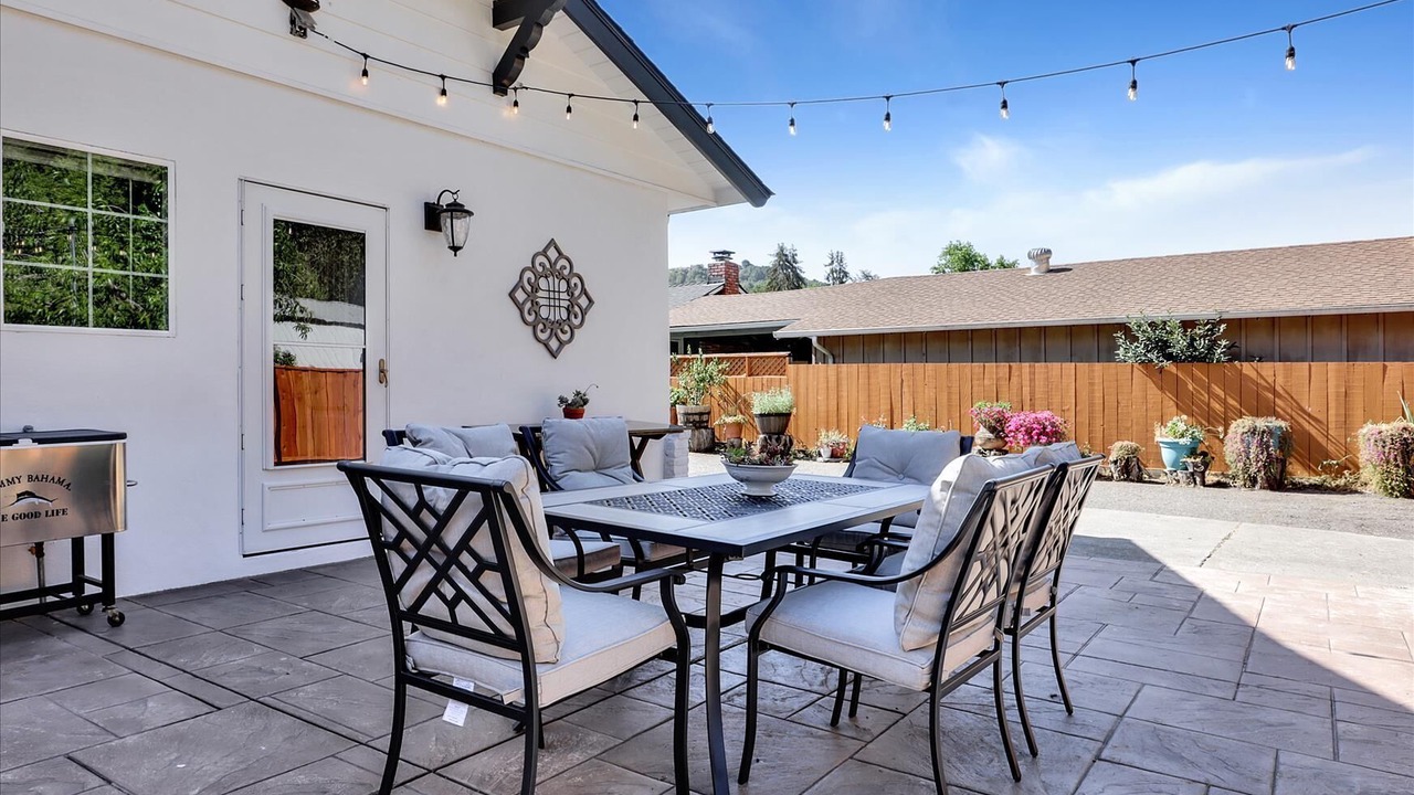 Photo of Outdoor in Castro Valley