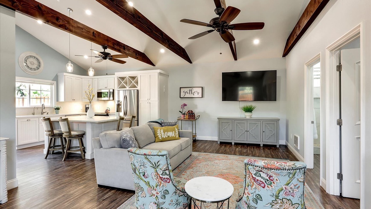 Photo of Livingroom in Castro Valley