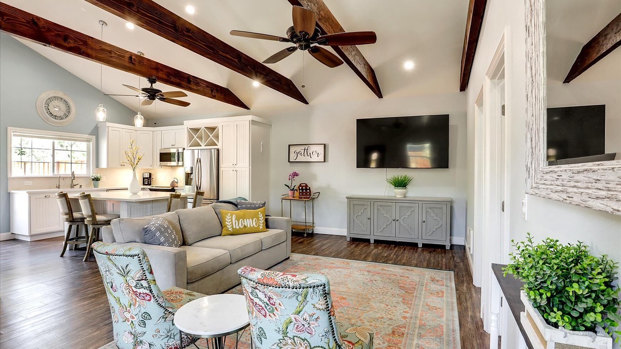 Photo of Livingroom in Castro Valley