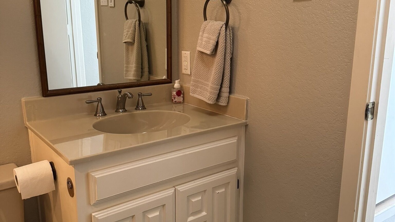 Photo of Bathroom in Tool