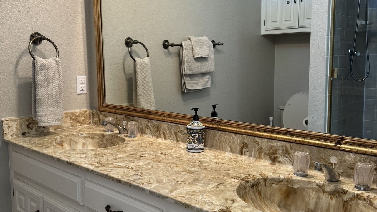 Photo of Bathroom in Tool
