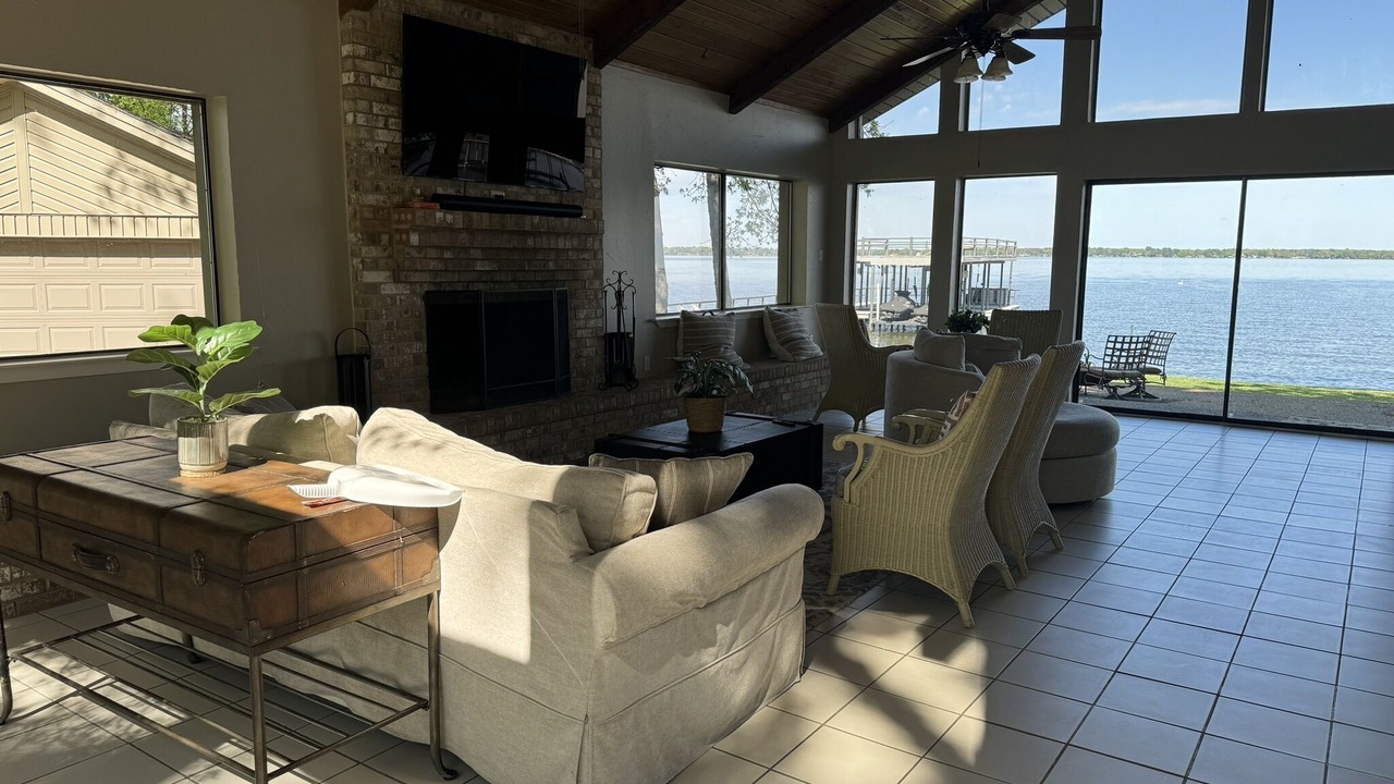 Photo of Livingroom in Tool