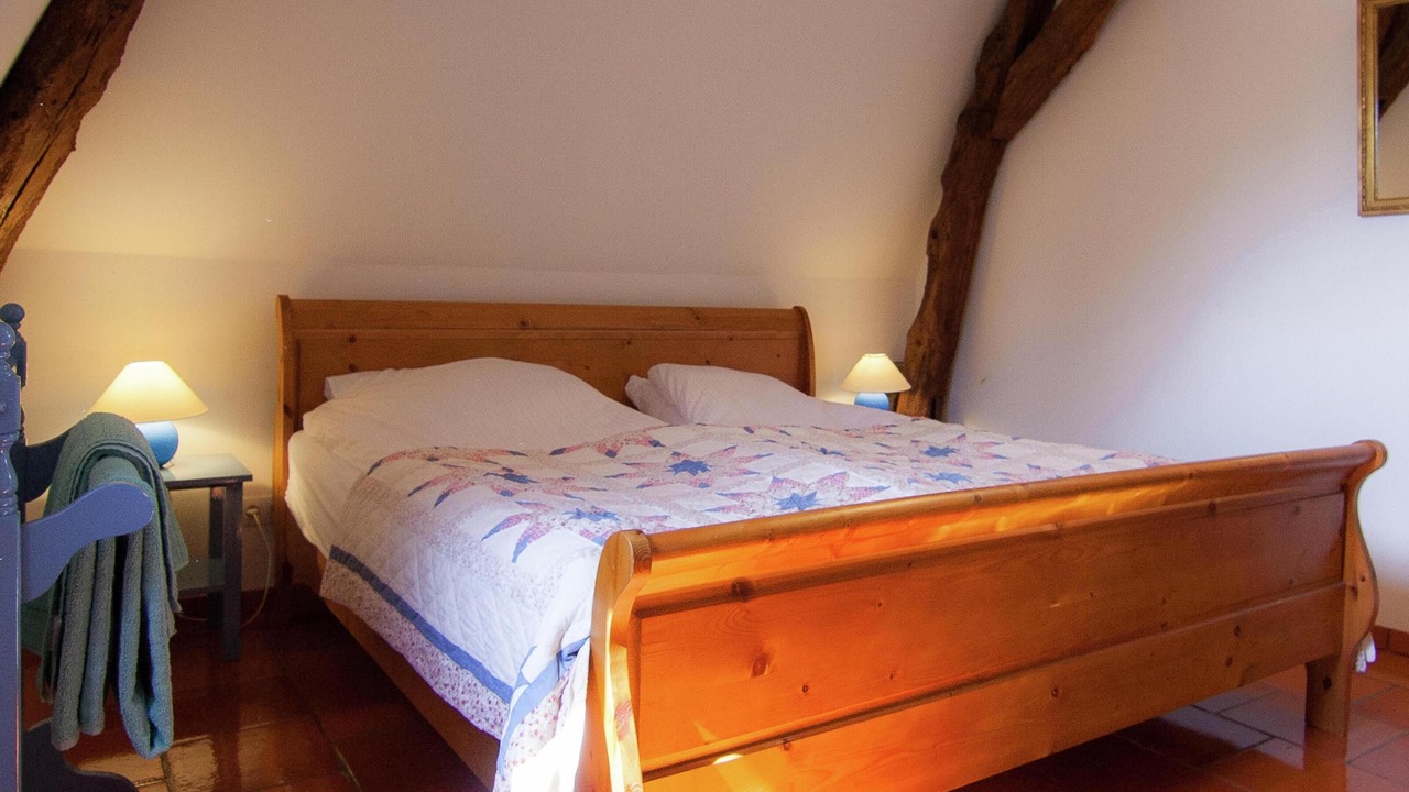 Photo of Others in Issac