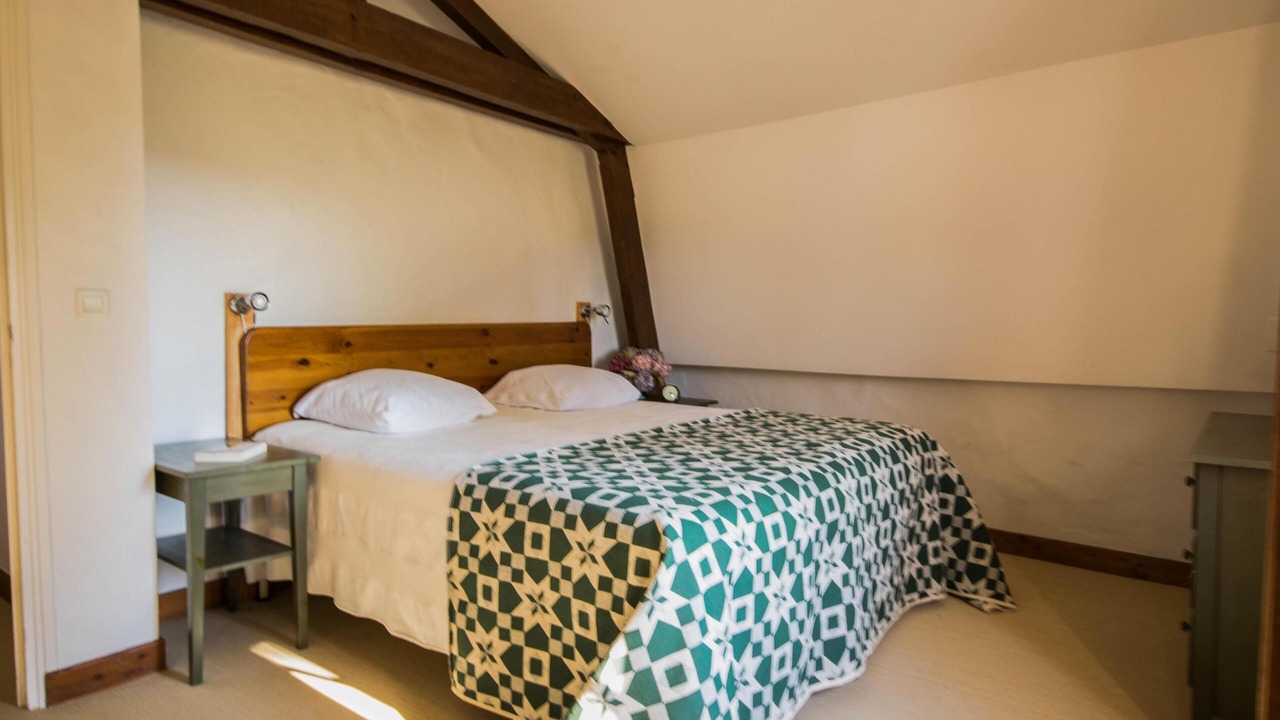 Photo of Others in Issac