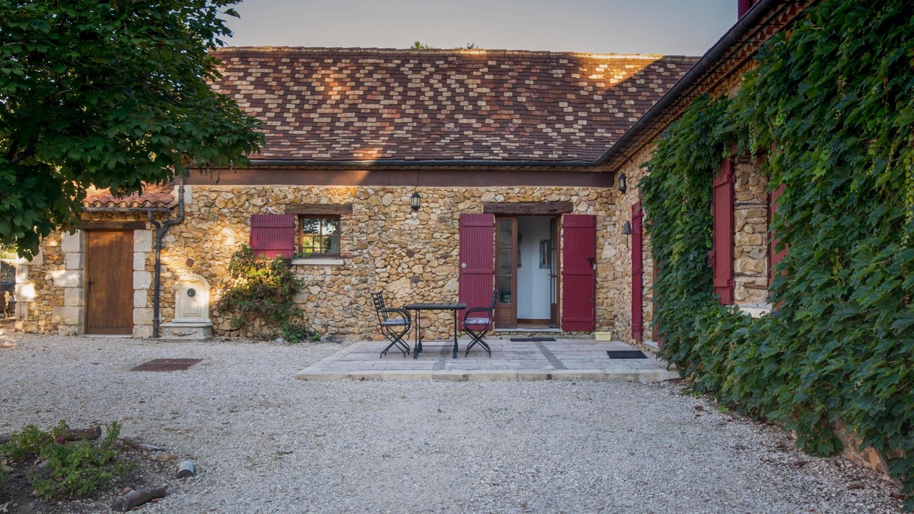 Photo of Outdoor in Issac