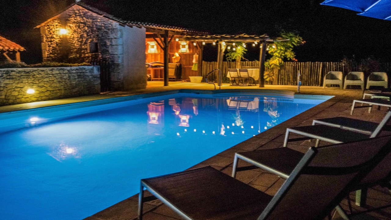 Photo of Outdoor in Issac