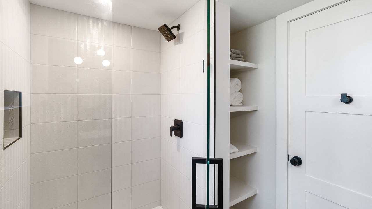 Photo of Bathroom in Virgil