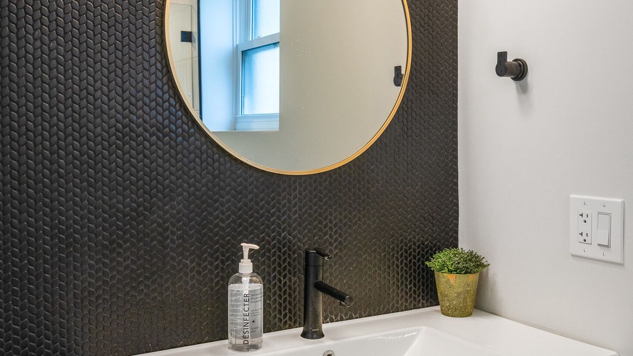 Photo of Bathroom in Virgil
