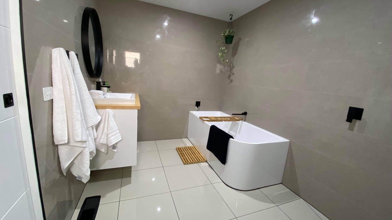 Photo of Bathroom in Golden Point