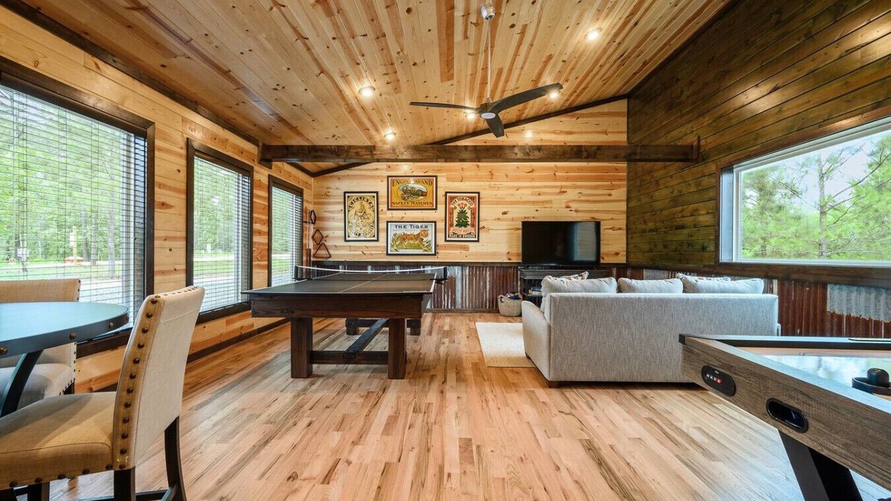 Photo of Bedroom in Broken Bow