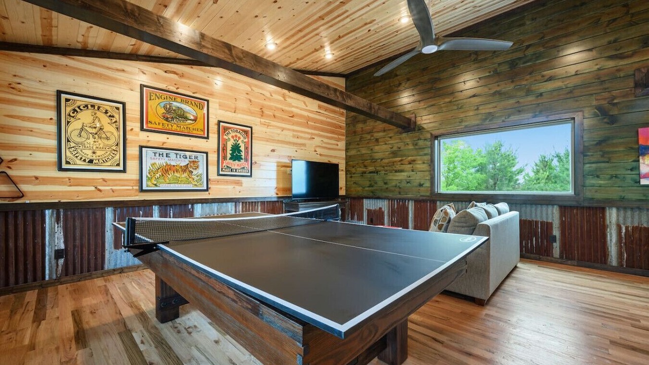 Photo of Bedroom in Broken Bow