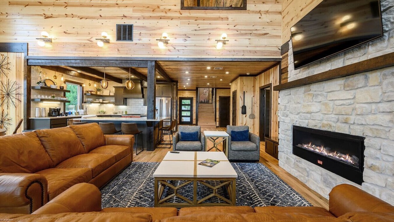 Photo of Livingroom in Broken Bow