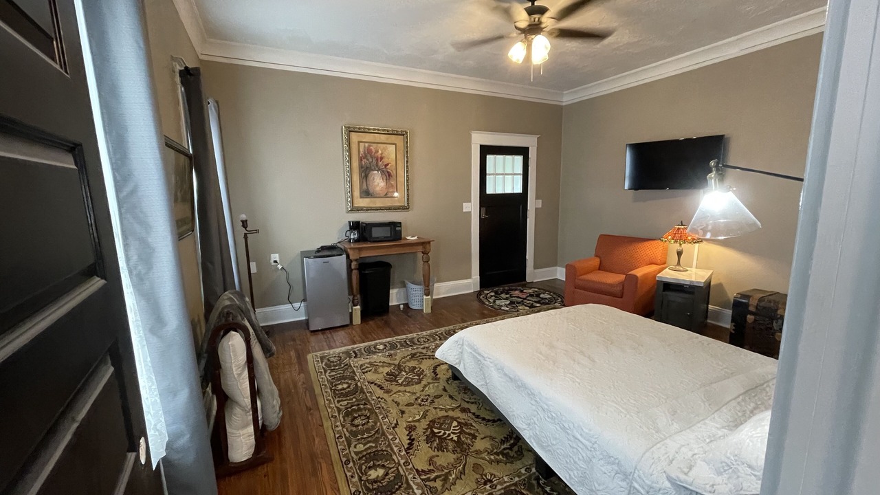 Photo of Bedroom in Walnut Street