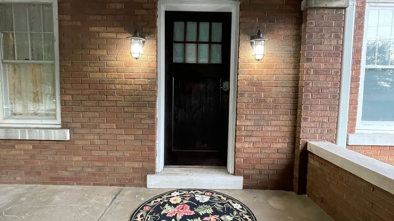 Photo of Outdoor in Walnut Street