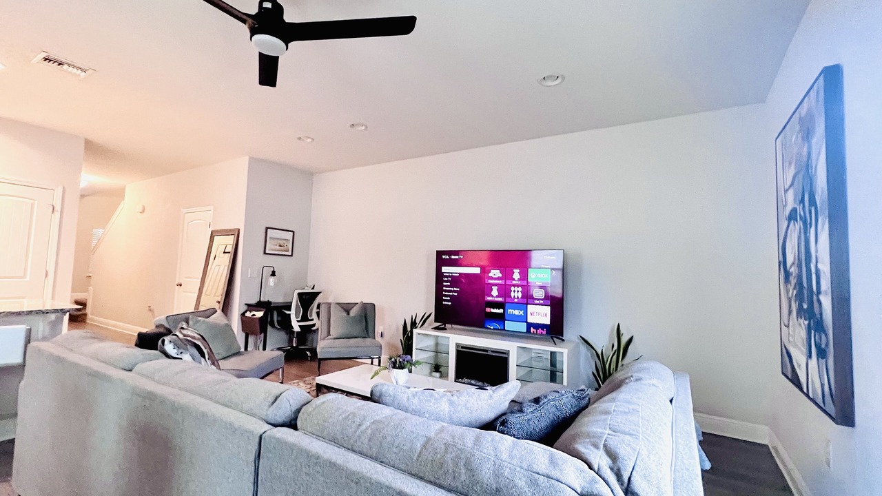 Photo of Livingroom in Upper Grand Lagoon