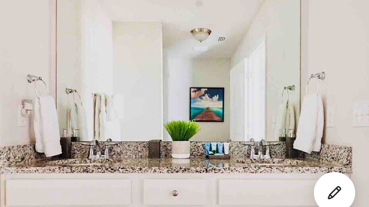 Photo of Bathroom in Upper Grand Lagoon