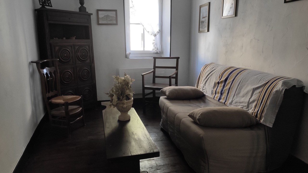 Photo of Livingroom in Behobie