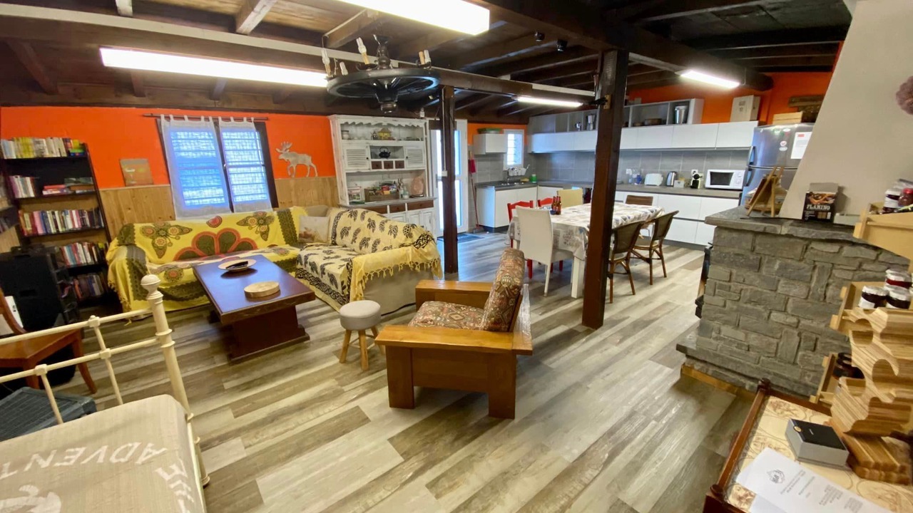 Photo of Livingroom in Grono