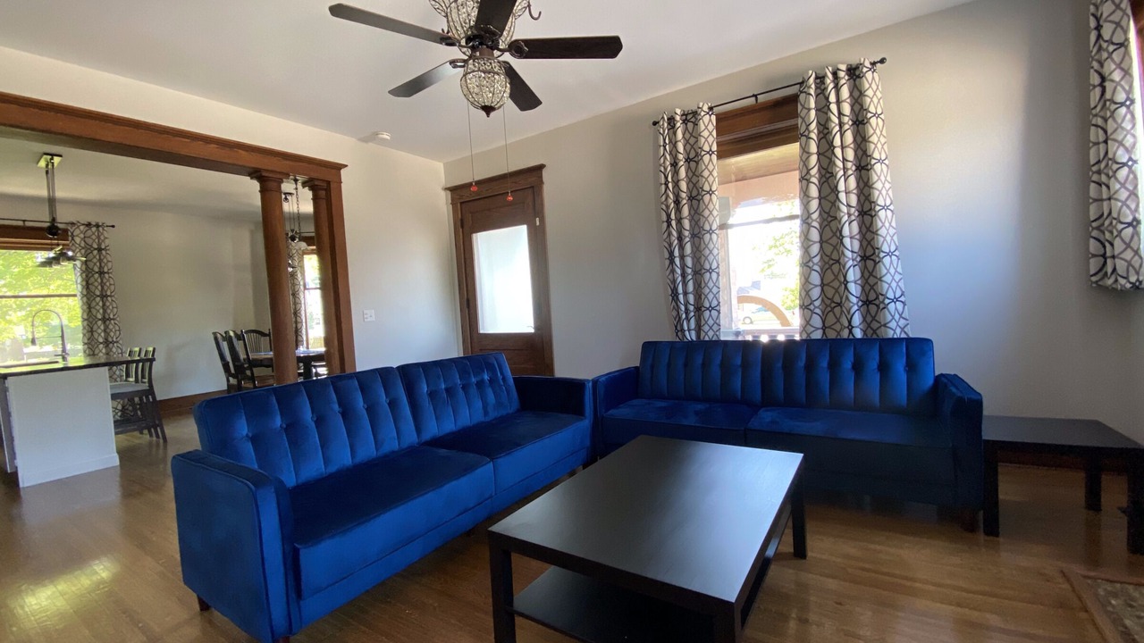Photo of Livingroom in Centralia