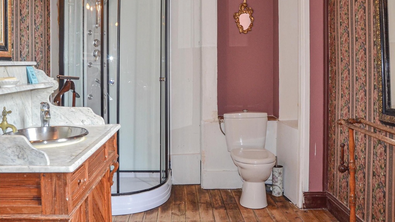 Photo of Bathroom in Mouterre-Silly