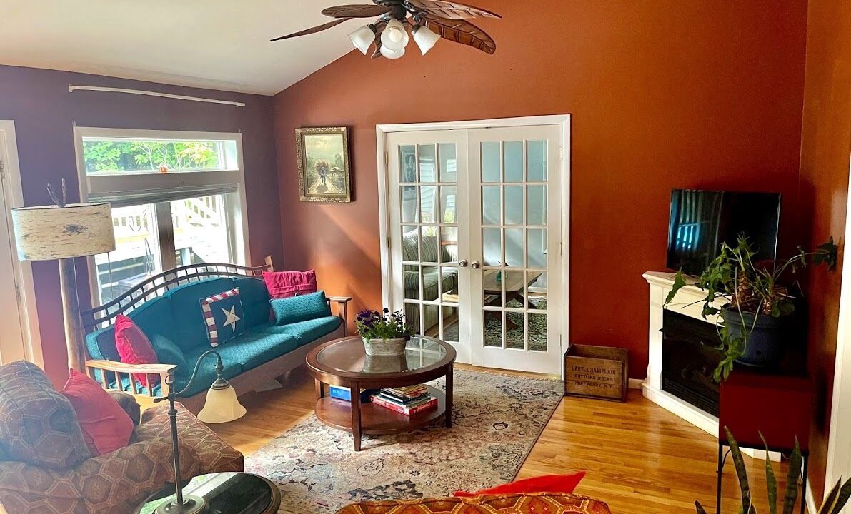 Photo of Livingroom in Warrensburg