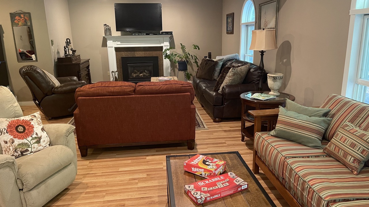 Photo of Livingroom in Warrensburg