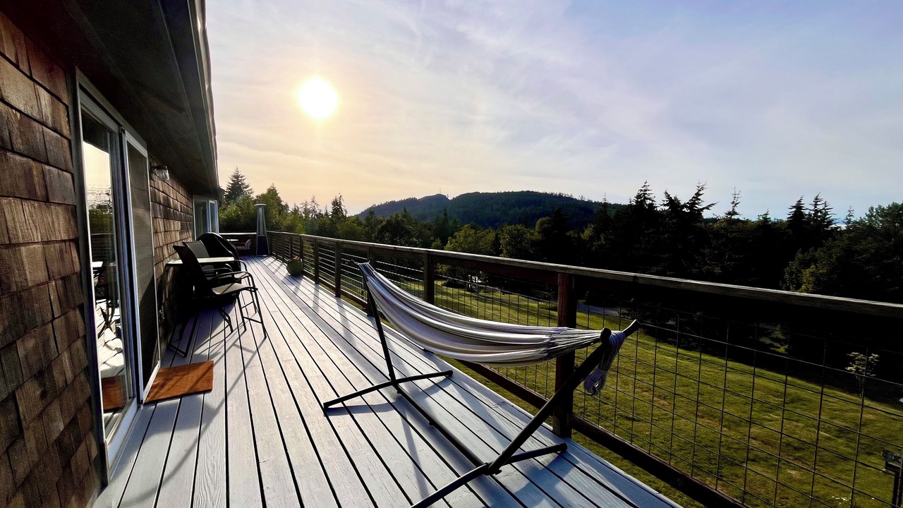 Photo of Patio Balcony in Port Angeles