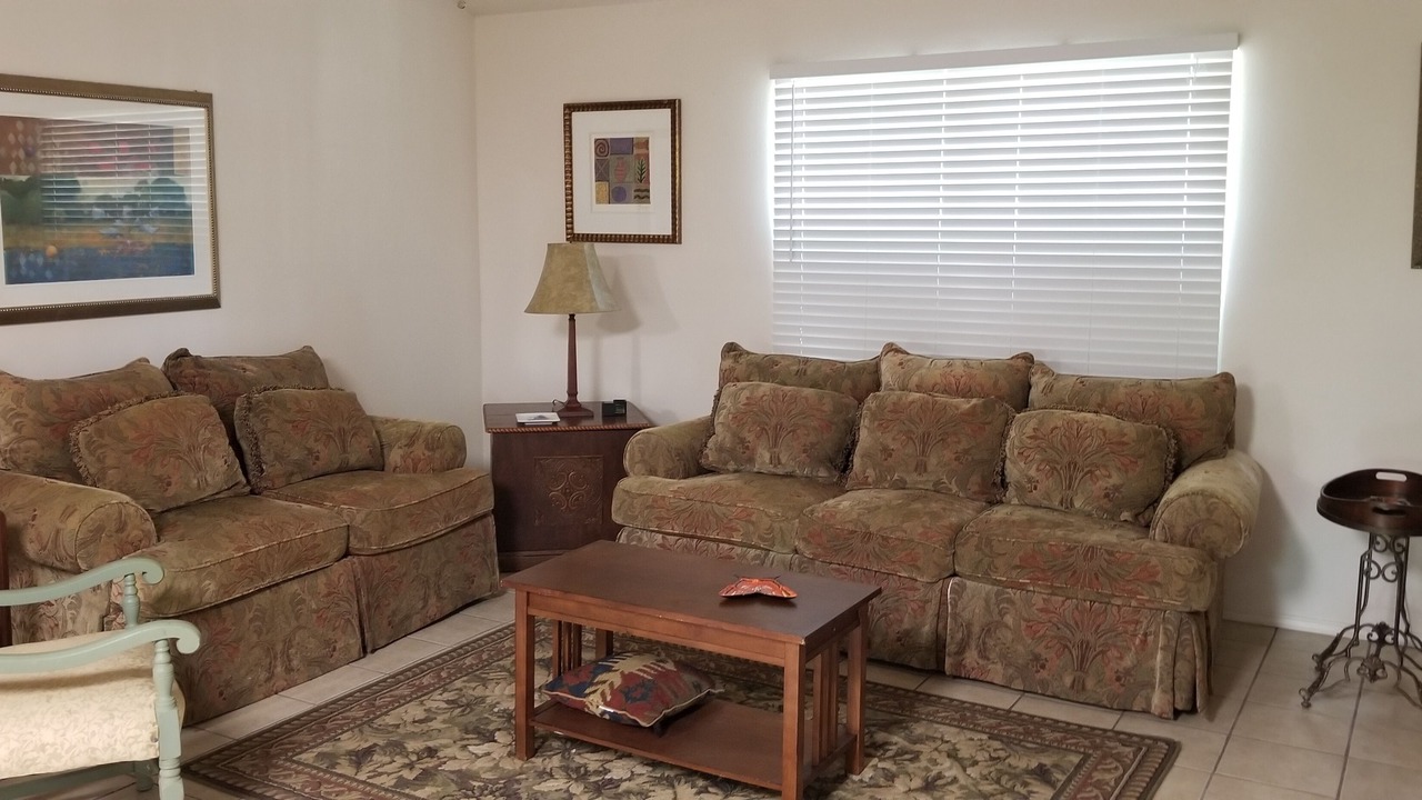 Photo of Bedroom in Elmaton