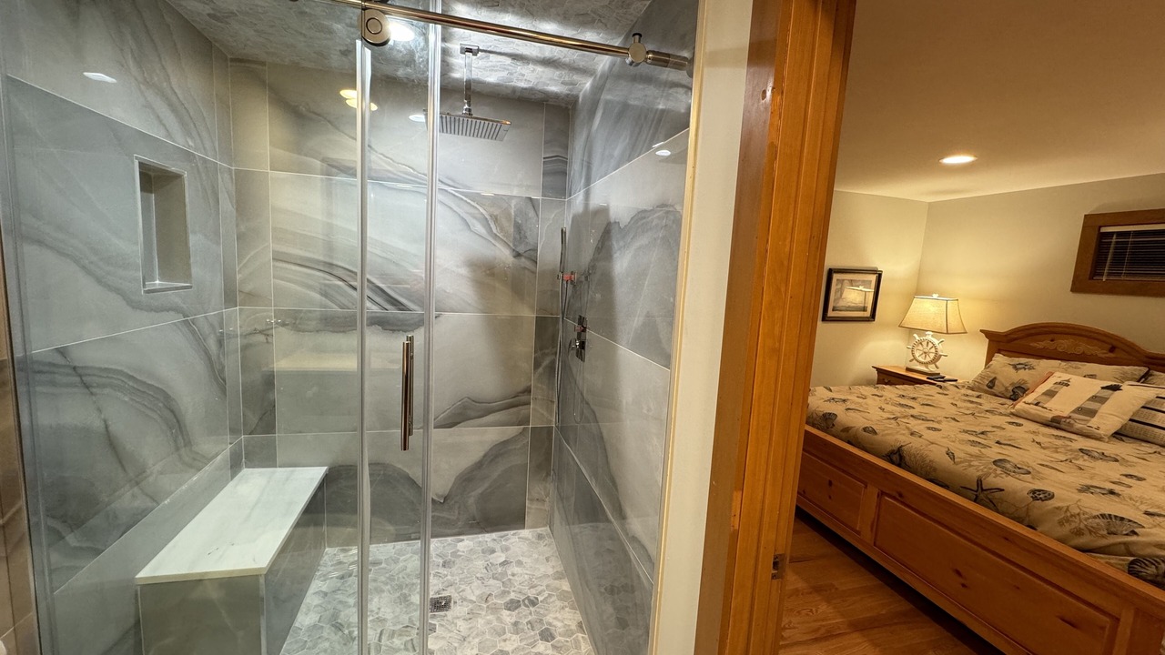 Photo of Bathroom in East Orleans