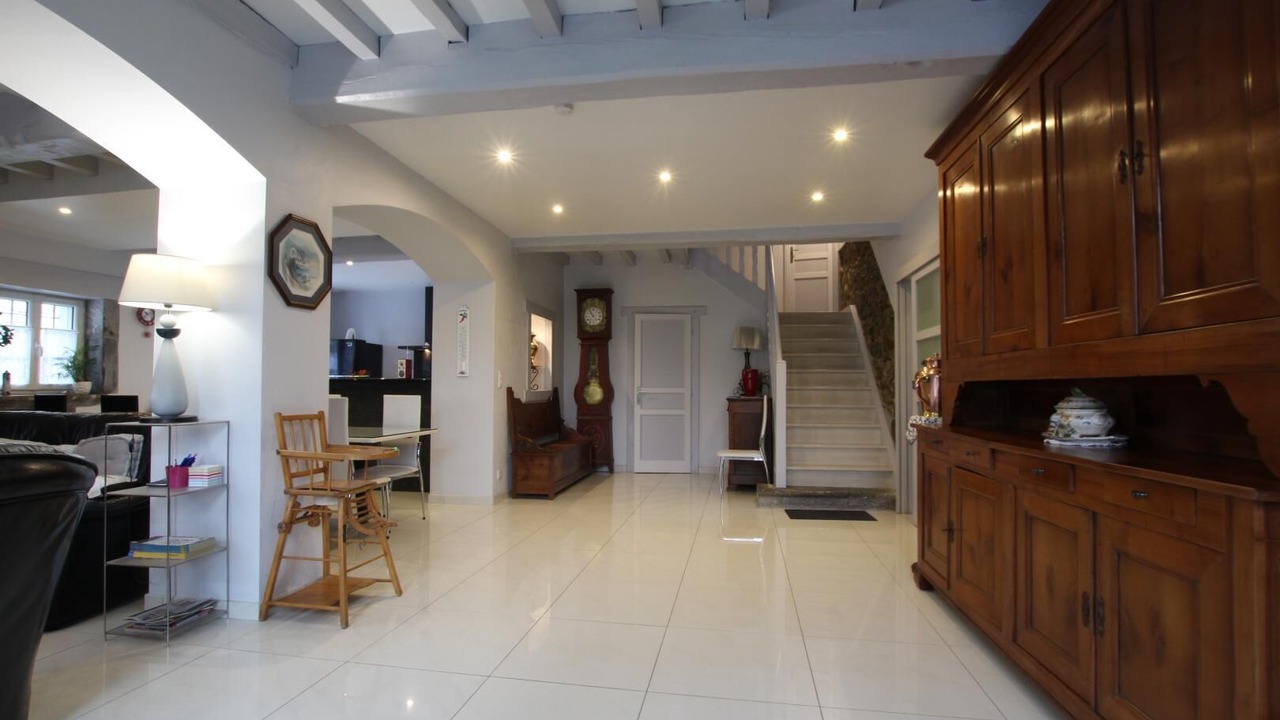 Photo of Others in Mendive