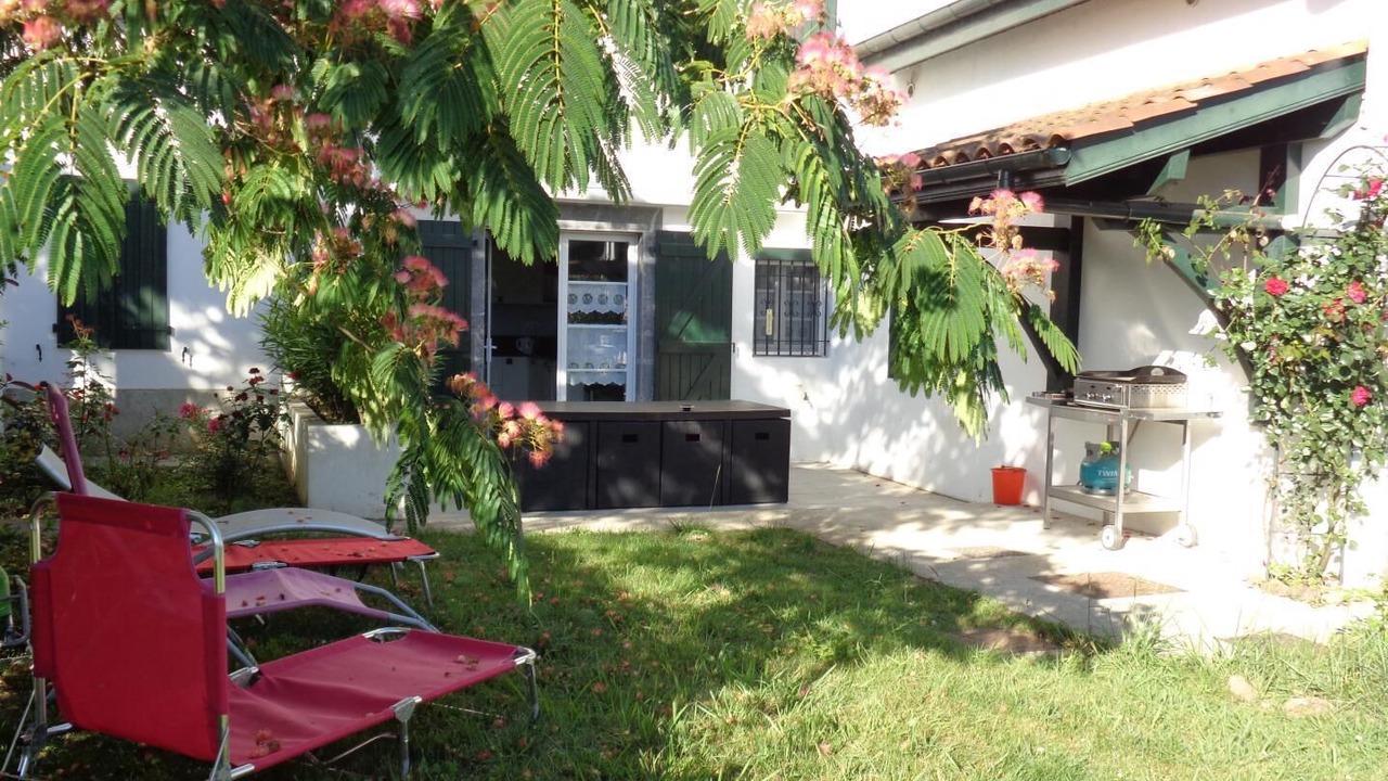 Photo of Patio Balcony in Mendive