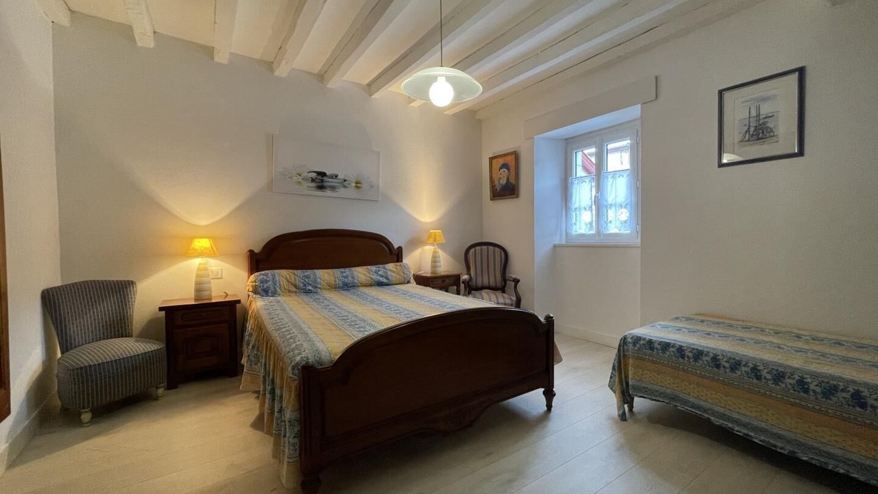 Photo of Bedroom in Mendive