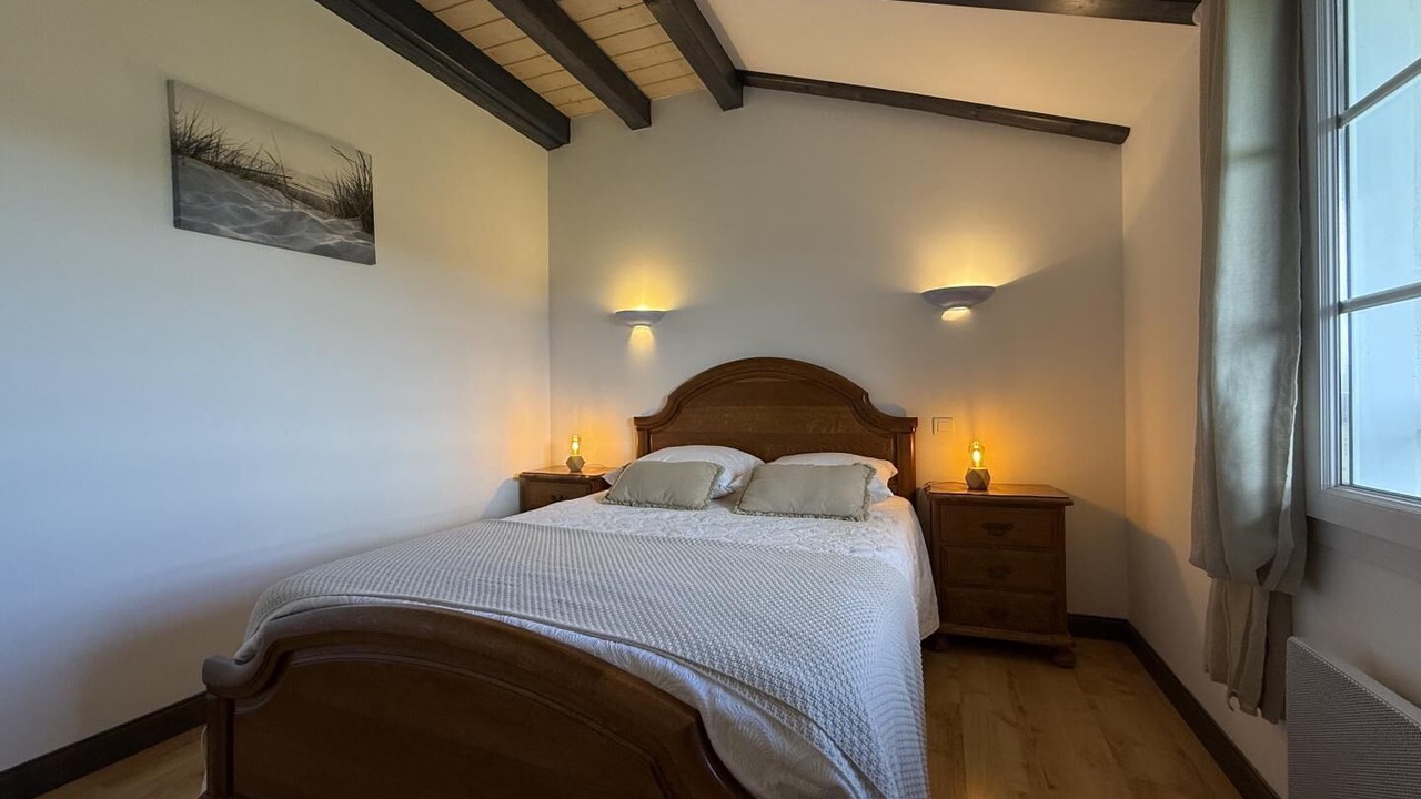 Photo of Bedroom in Sare