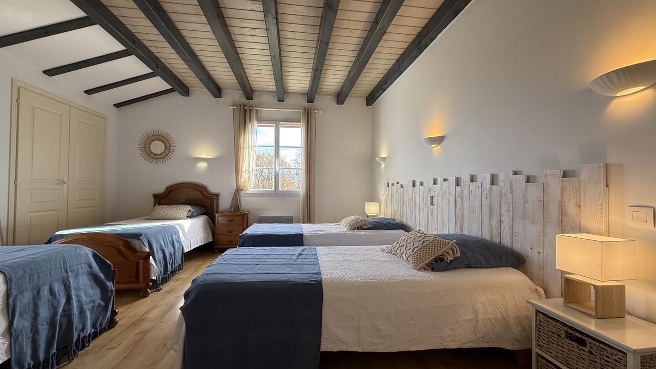 Photo of Bedroom in Sare