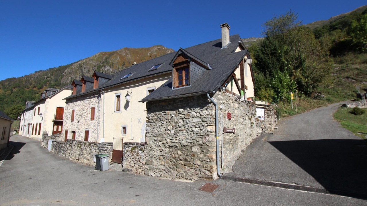 Photo of Outdoor in Cette-Eygun