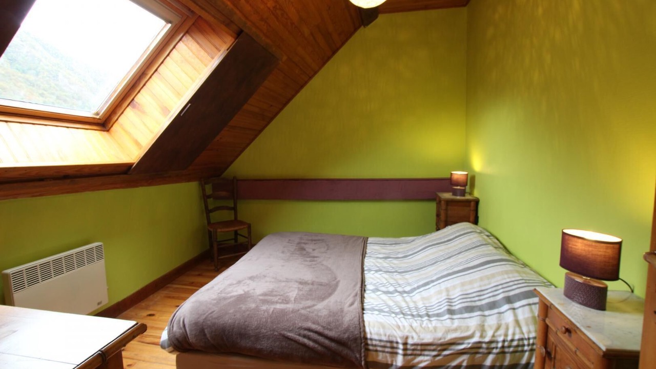 Photo of Bedroom in Cette-Eygun