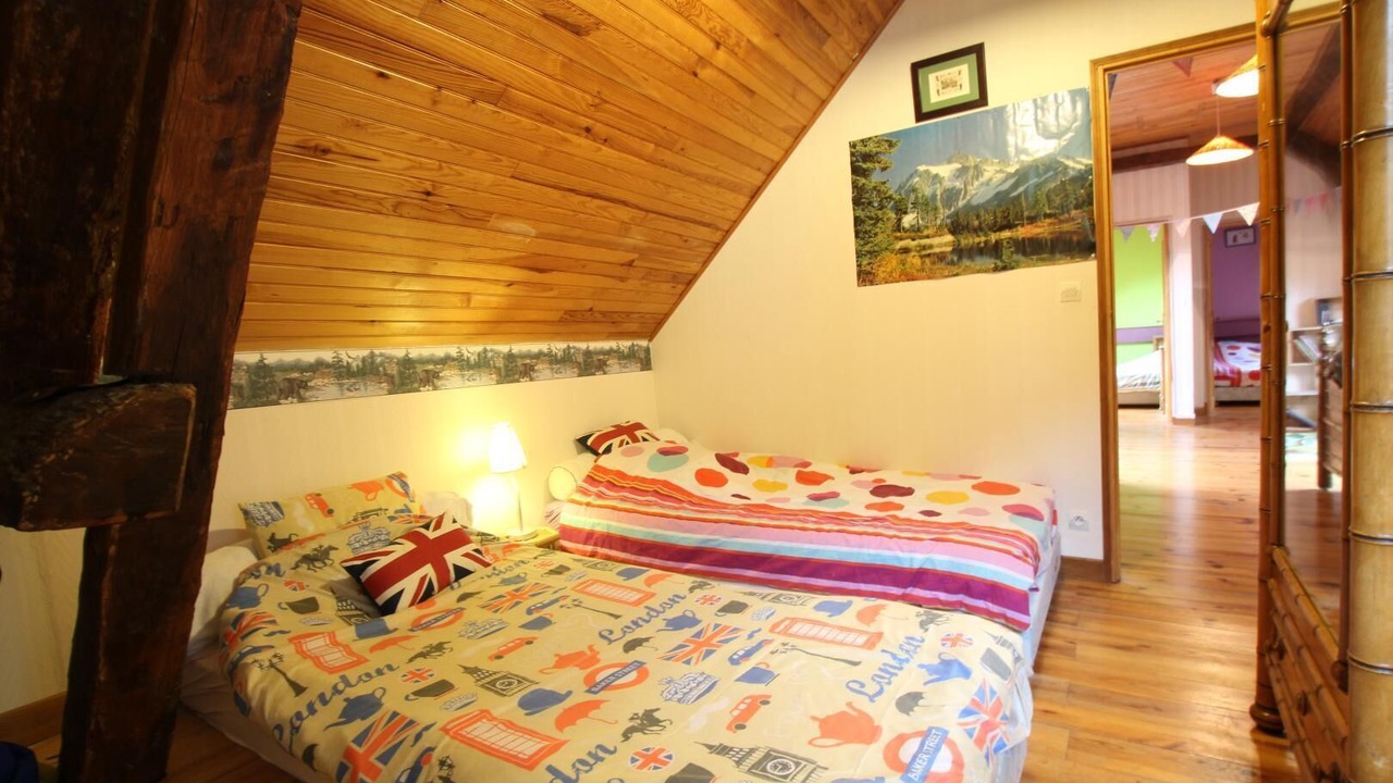 Photo of Bedroom in Cette-Eygun